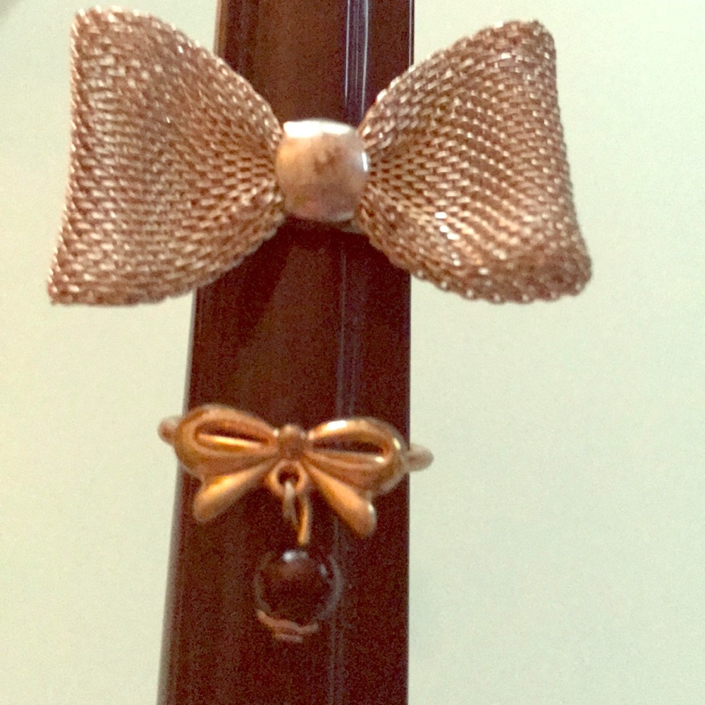 Bow rings